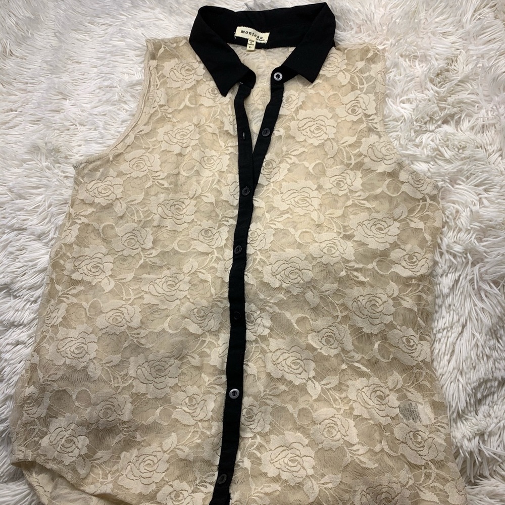 Beautiful floral lace design tank - Picture 2 of 5